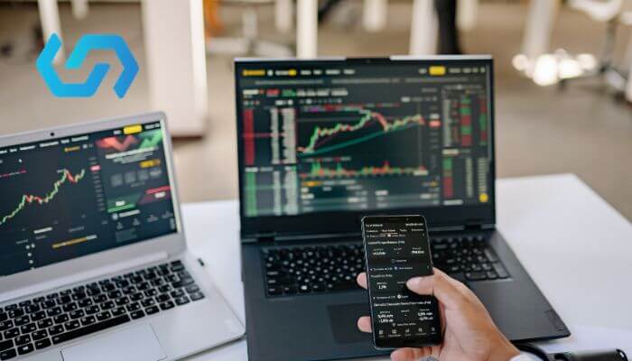Who Should Consider Paralink Network Crypto 1 - Incryptocoin Paralink Network Crypto trading analysis with charts on laptop and mobile showing crypto market trends